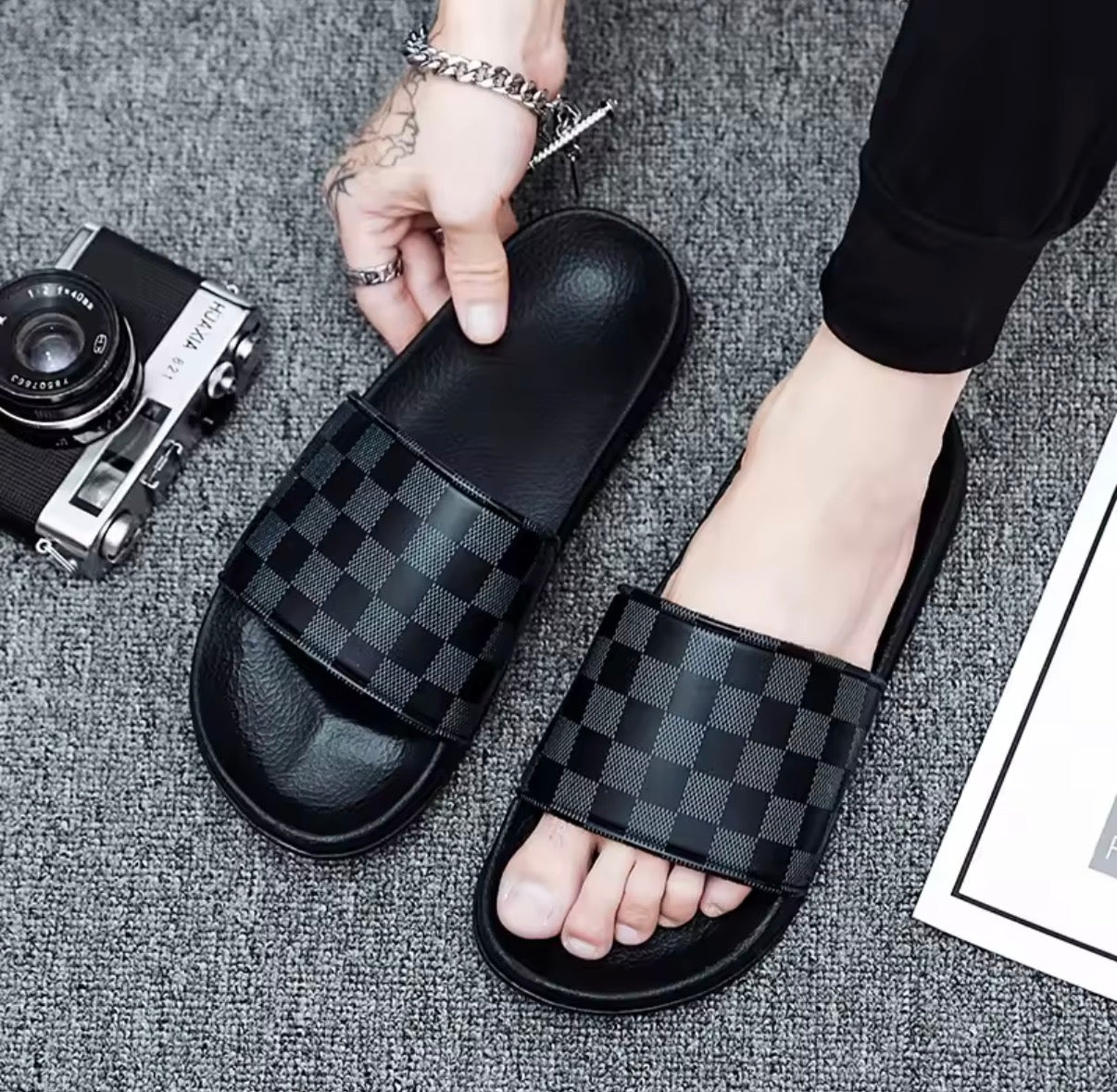 Men’s black slide sandals with checkered strap, top view (IMG_3024)