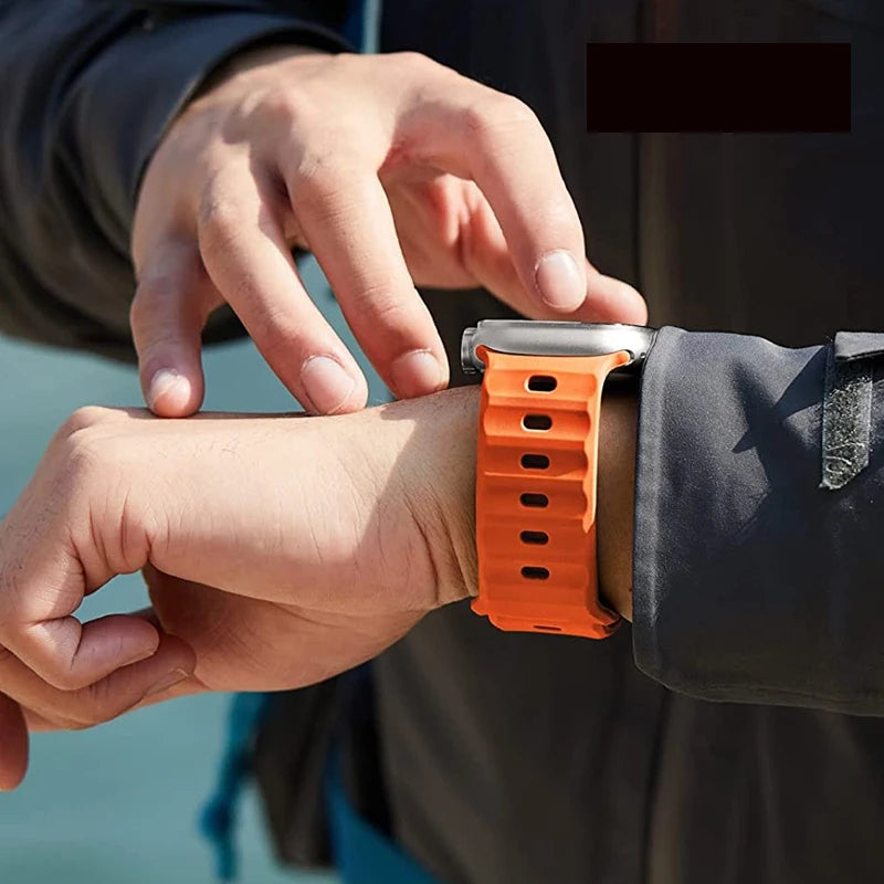Silicone Strap For Apple Watch Band 49mm 45mm 44mm 41mm 40mm 42mm 46mm Sports Bracelet iWatch Ultra Series 10 9 8 7 6 5 SE2 Belt