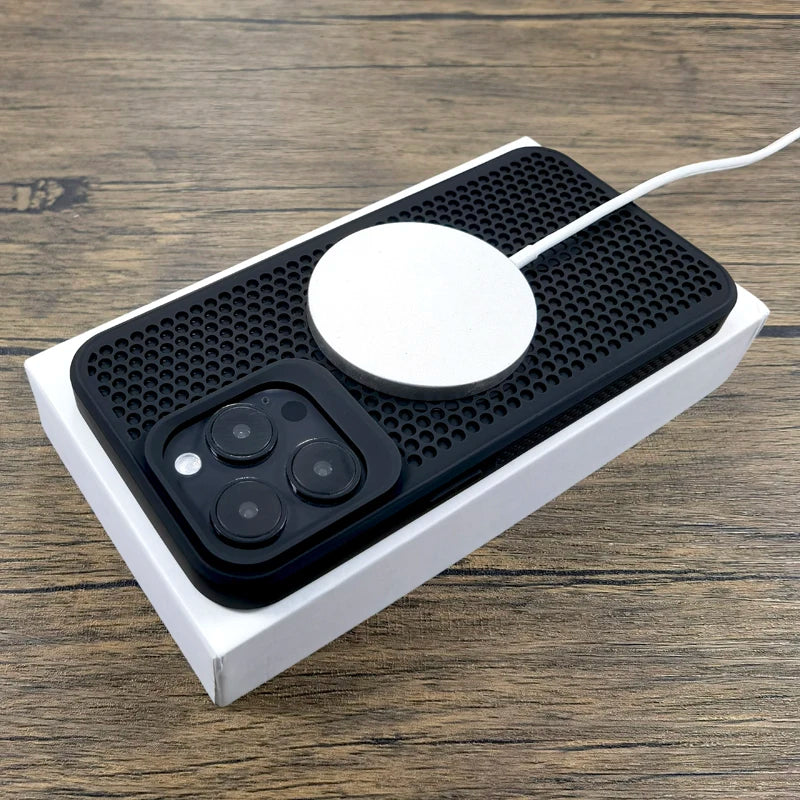 MagSafe Luxe ThermalShield Case