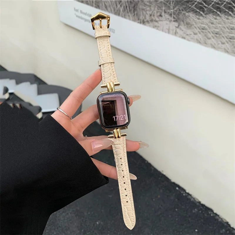High Quality Leather Strap For Apple Watch Band 9 41mm 45mm 44mm 40mm 49mm Women Metal Bracelet For iWatch Series 8 7 6 5 4 3 SE