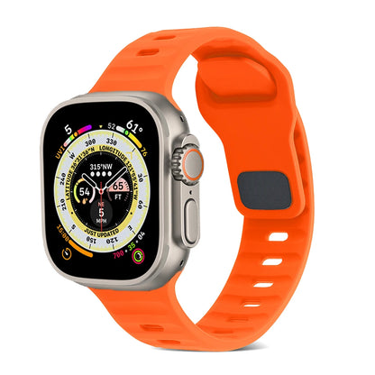 Silicone Strap For Apple Watch Band 49mm 45mm 44mm 41mm 40mm 42mm 46mm Sports Bracelet iWatch Ultra Series 10 9 8 7 6 5 SE2 Belt