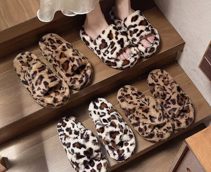 Cozy women's leopard faux fur slippers for comfort and style at home