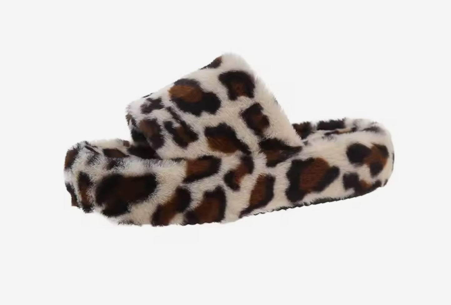 Pear Aeneas women's leopard faux fur slippers for cozy indoor comfort